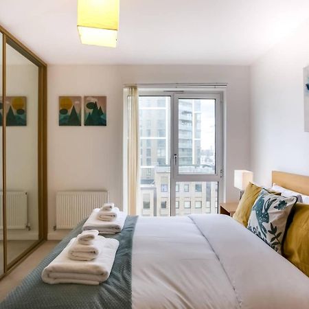 Guestready - Comfort By The Thames, W/ Balcony London Luaran gambar